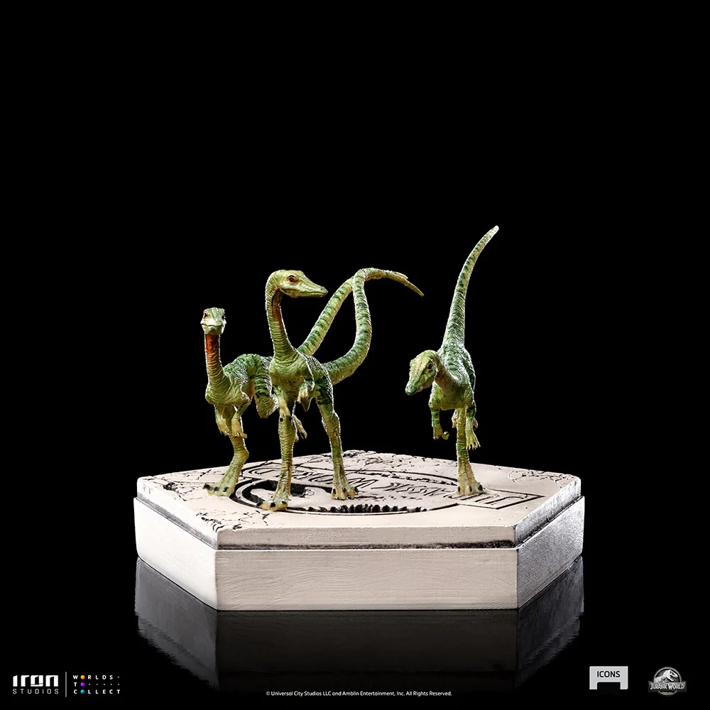 Compsognathus  Jurassic World  Icons  Iron Studios - Image 3