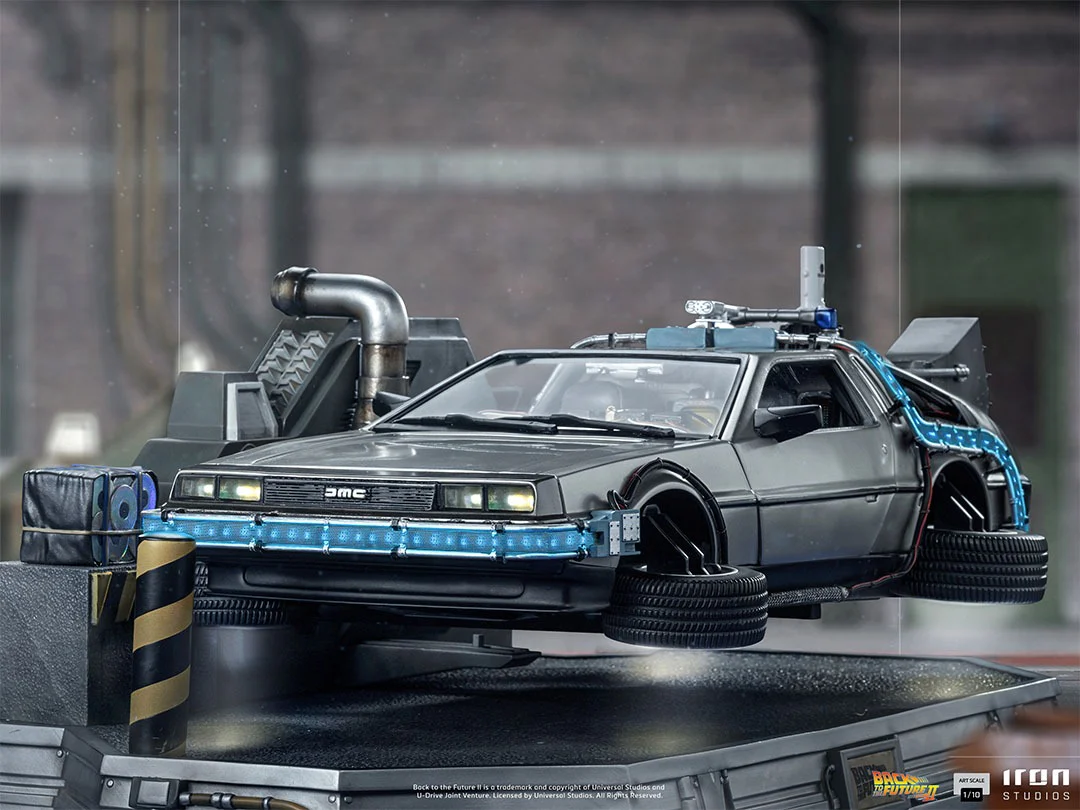Delorean Back to the Future II Art Scale 1/10 Iron Studios - Image 3