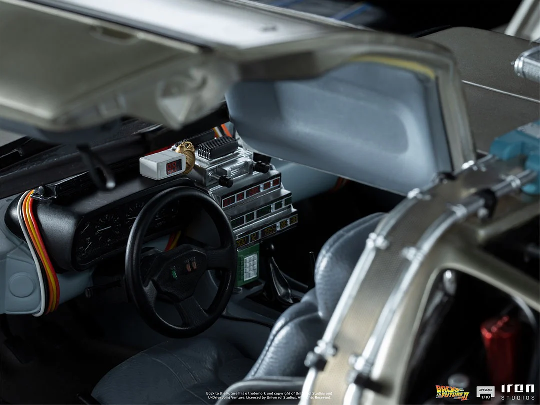 Delorean Back to the Future II Art Scale 1/10 Iron Studios - Image 6