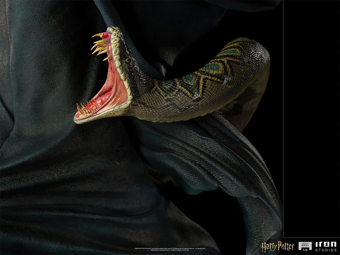 Voldemort and Nagini - Harry Potter - Legacy Replica 1/4 - Iron Studios - Image 6